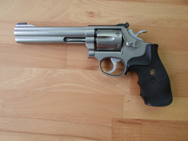 Smith & Wesson Mod. 617, .22 Target Champion – immagine 2