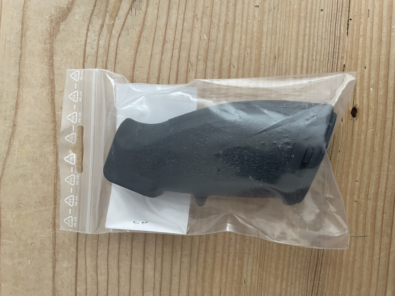 HK V3 Griff mit Staufach originalverpackt für MR223 MR308 AR15 AR10 – Bild 1