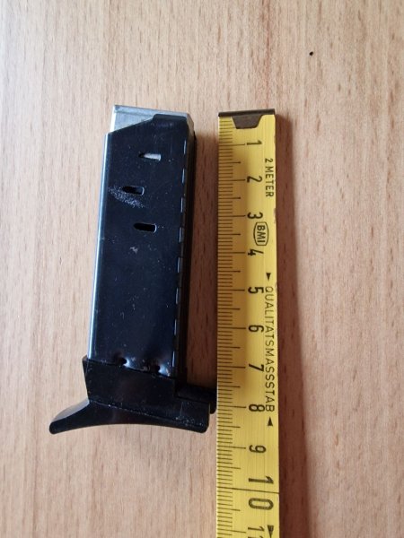 Magazin für die Schreckschusspistole Reck Goliath im Kaliber 9 mm P.A.K. – Bild 1