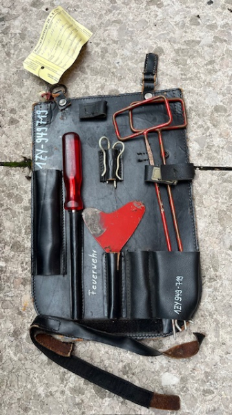 Puma Pilotenmesser Rettungsmesser Scheide+Werkzeug Original Bundeswehr – Bild 1