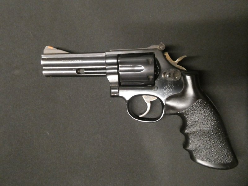 Top, Revolver Smith & Wesson , Mod. 586 frühe Fertigung Kal. .357 Magn. – Bild 1