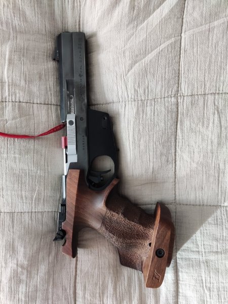 KK Sportpistole Benelli MP90 – Bild 2