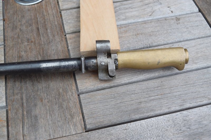 Bajonett für Lebelgewehr Mod. 1886 zweite Form Messinggriff Sammlerwaffe – Bild 3