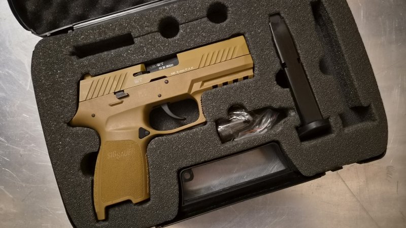 Sig Sauer Schreckschuss Pistole P320 FDE - 9mm P.A.K. – Bild 4