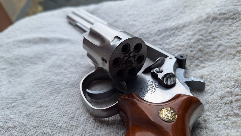 Revolver S&B .22 lr – afbeelding 4