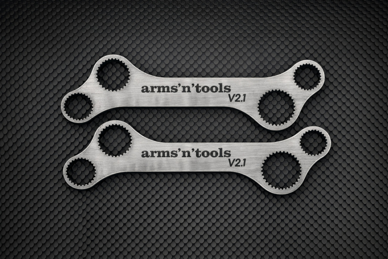 2x Arms’n’Tools V2.1 Multitool-Schlüssel kompatibel mit Leatherman Tools – Bild 1