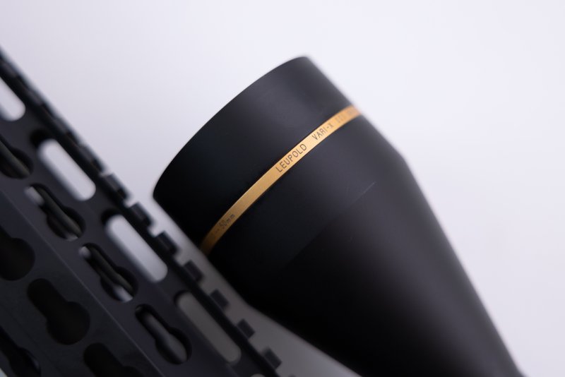 Luxdeftec LDT 15 AR-15 – 20" Lauf – Kal. .223 Rem. – inkl. Zielfernrohr Leupold VARI-X 3,5-10x50 – Bild 3