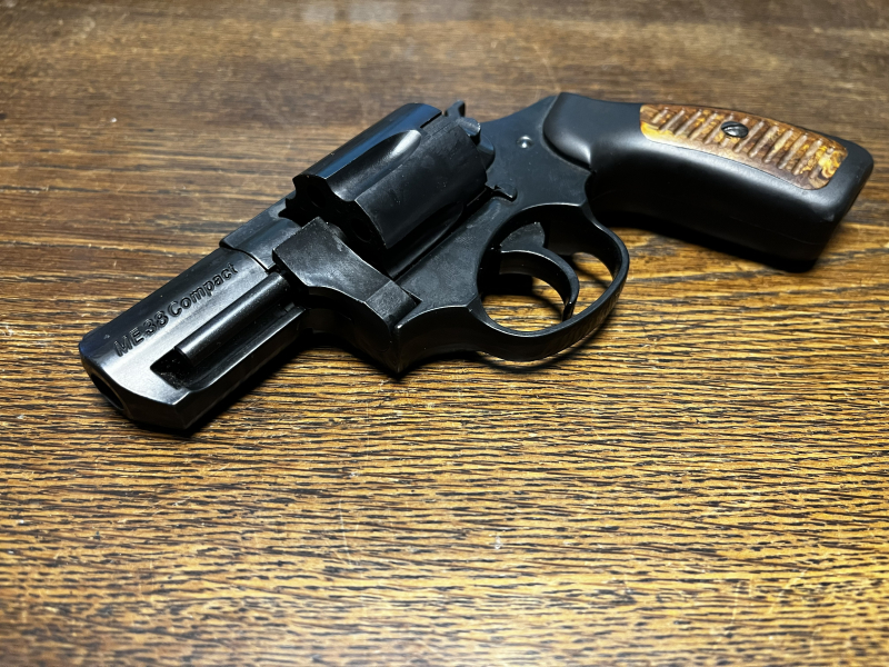 REvolver ME 38 Compact – attēls 3
