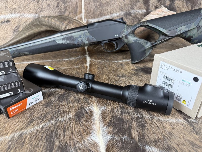 Blaser R8 Ultimate Camo grau Custom Shop .308 Inkl Swarovski Z6i 2,5-15x50 Waffen Flühr Ansbach – Bild 2