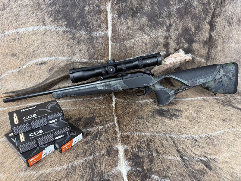 Blaser R8 Ultimate Camo grau Custom Shop .308 & GPO Spectra 8x 2-16x50 Waffen Flühr Ansbach – Bild 3