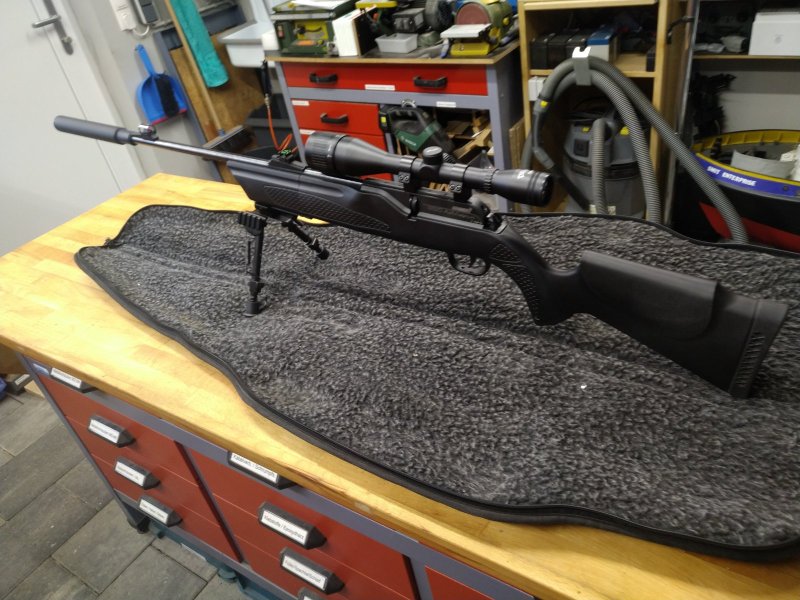Gewehr Hämmerlie 850 AirMagnum M2 mit Zielfernrohr – Bild 1