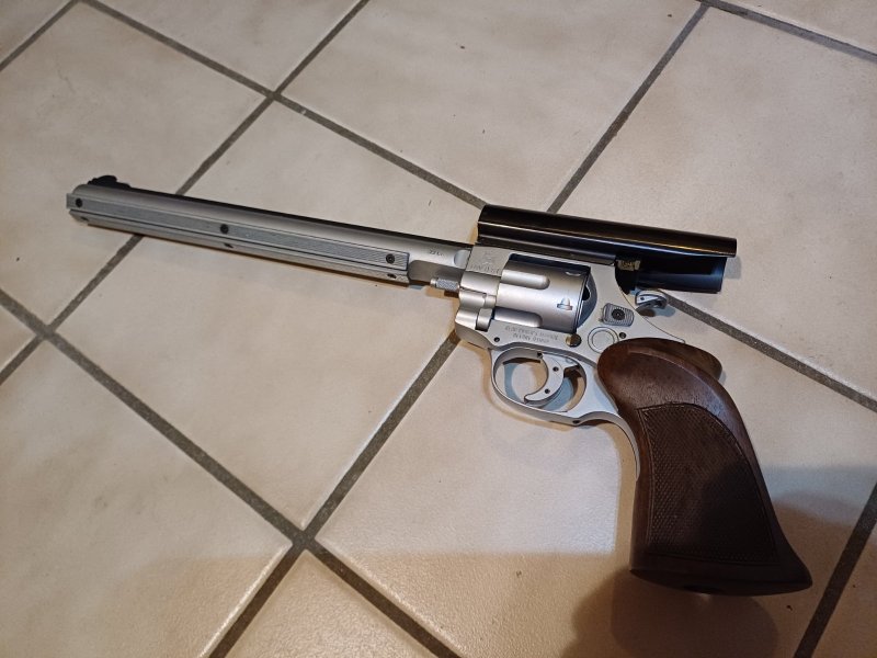 Arminius Weihrauch Revolver Model HW 9 ST 10 3/4 – Bild 1