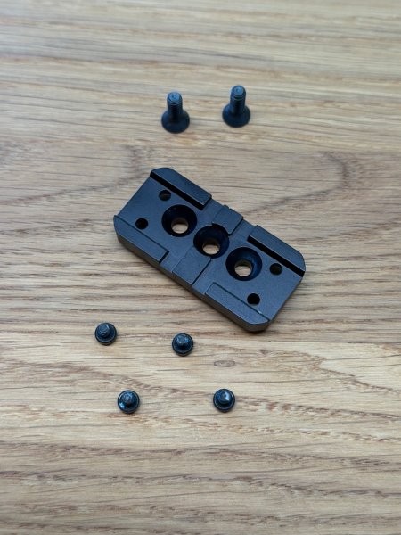 Unity Tactical FAST Montage Optic Adapter Plate Aimpoint T1 T2 – Bild 1