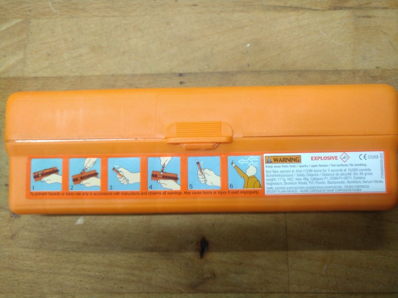 Personal Signal Launcher von Comet. Signalnotsterne Maritim mit Abschussgerät – Bild 3