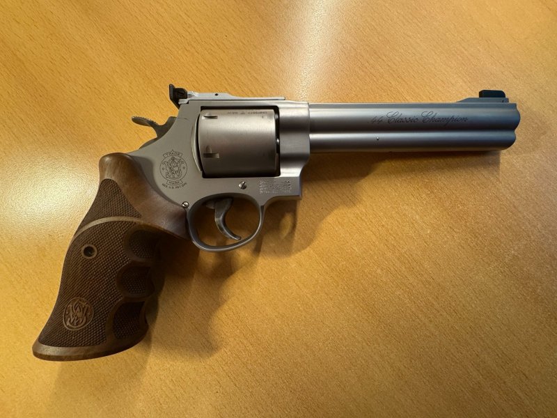Revolver Smith & Wesson Classic Champion Kal .44 Magnum – Bild 2