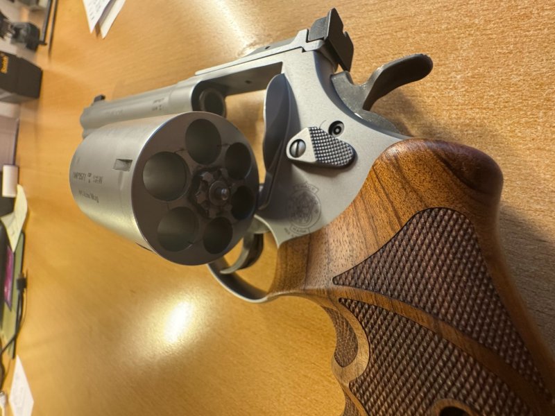 Revolver Smith & Wesson Classic Champion Kal .44 Magnum – Bild 3