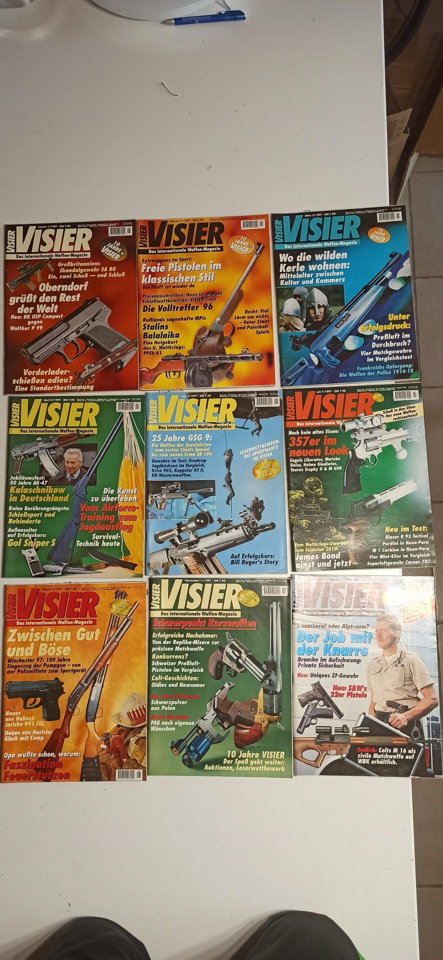 9x Visier Heft Waffenmagazin von 1997 Sig CZ Flinte Messer Revolver Walther HK Anschütz Winchester – Bild 1
