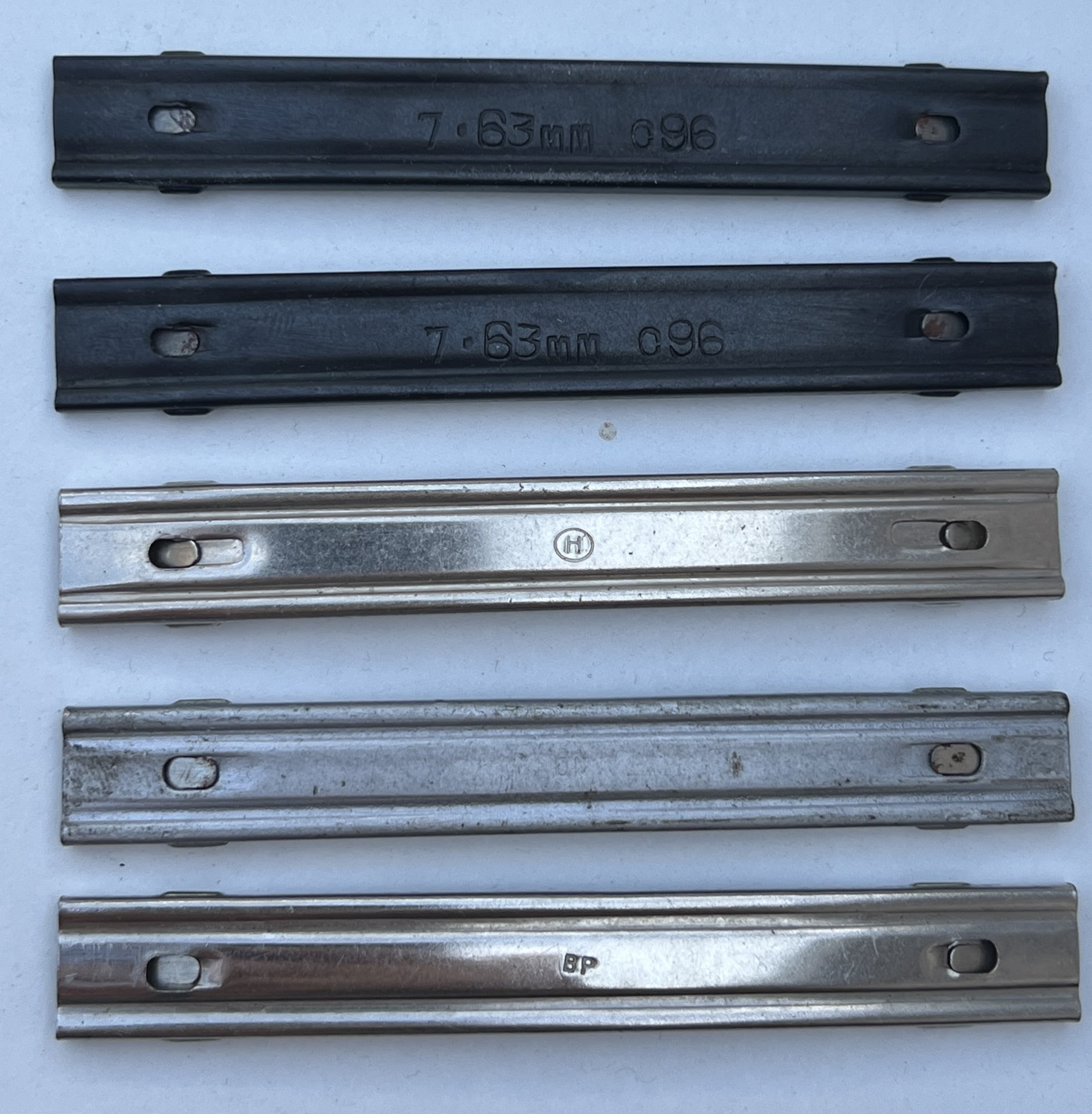 Ladestreifen Konvolut Mauser C96 – Raritäten mit Stempeln DM, H, BP – 5 Stück – Bild 1
