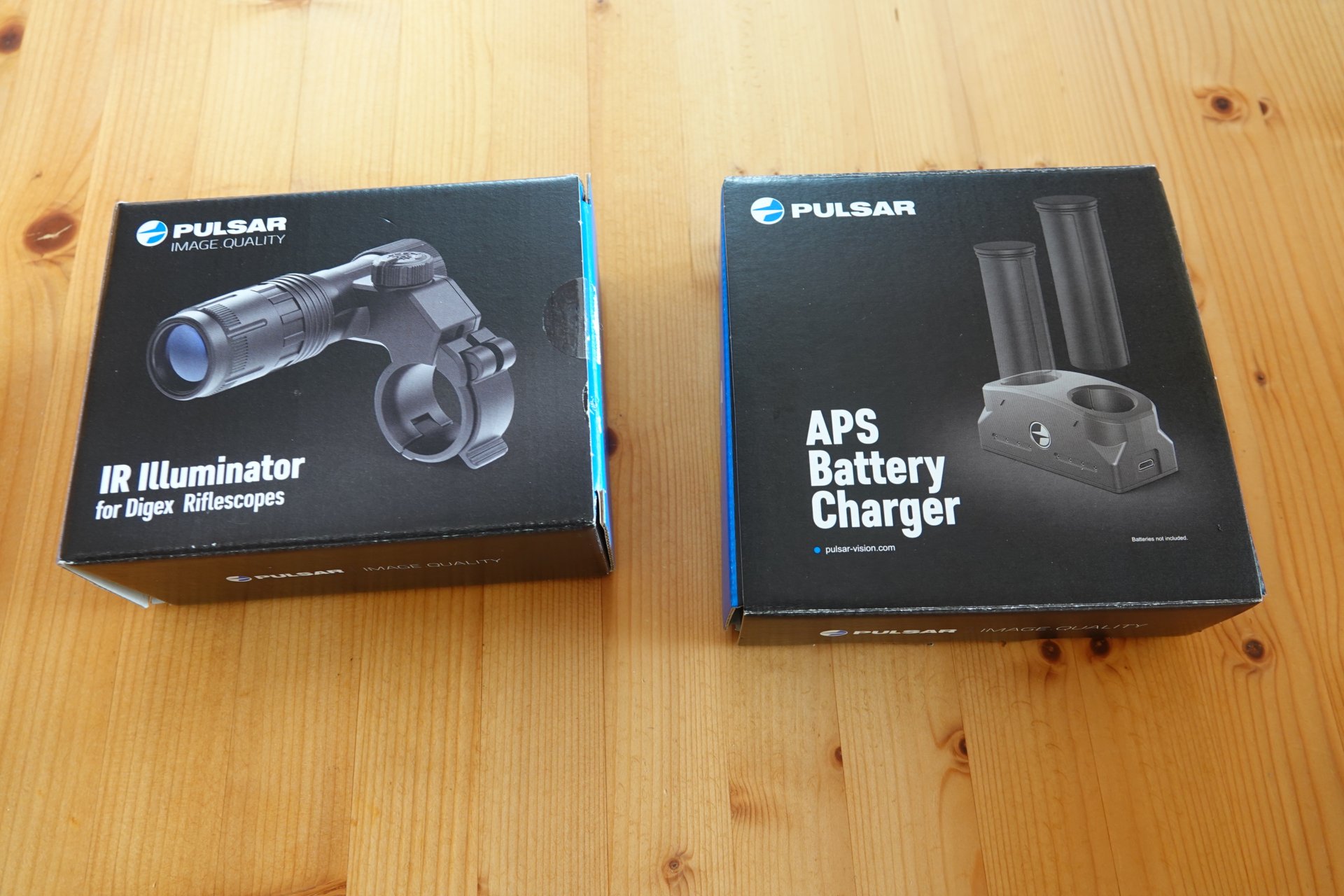 Pulsar Infrarotaufheller mit Ladegerät – zdjęcie 4