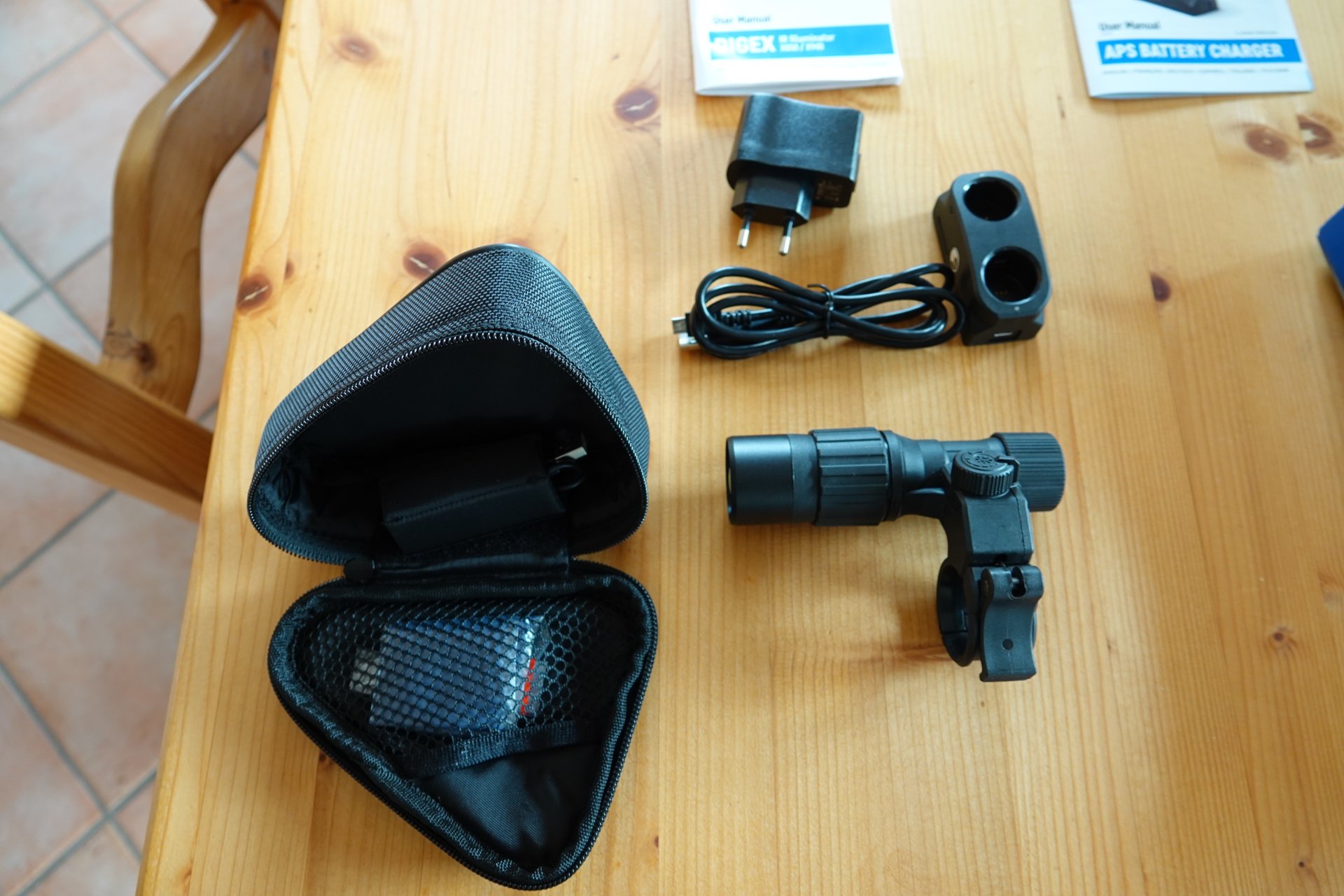 Pulsar Infrarotaufheller mit Ladegerät – zdjęcie 2