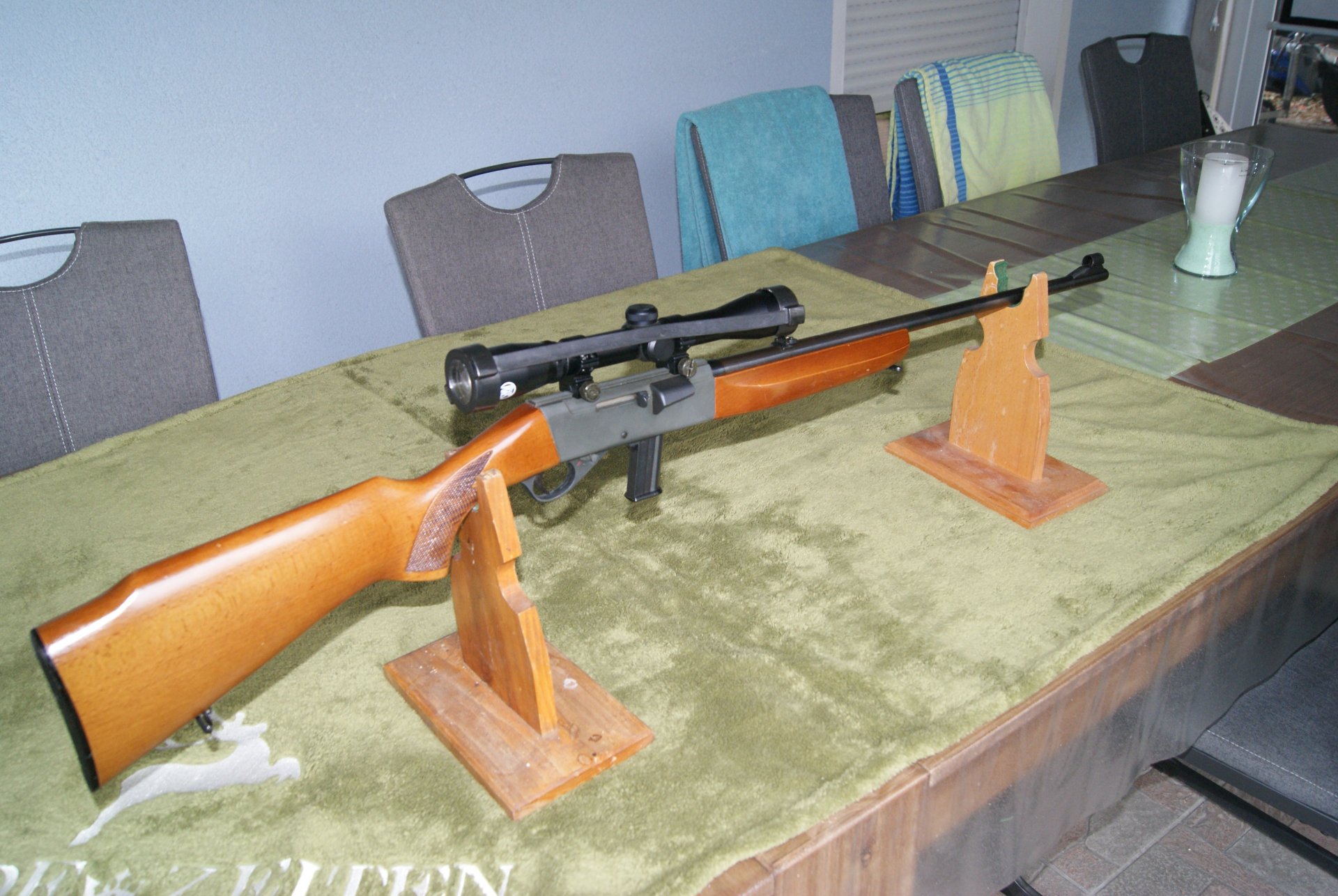 Anschütz halbautomatische Schußwaffe – image 4