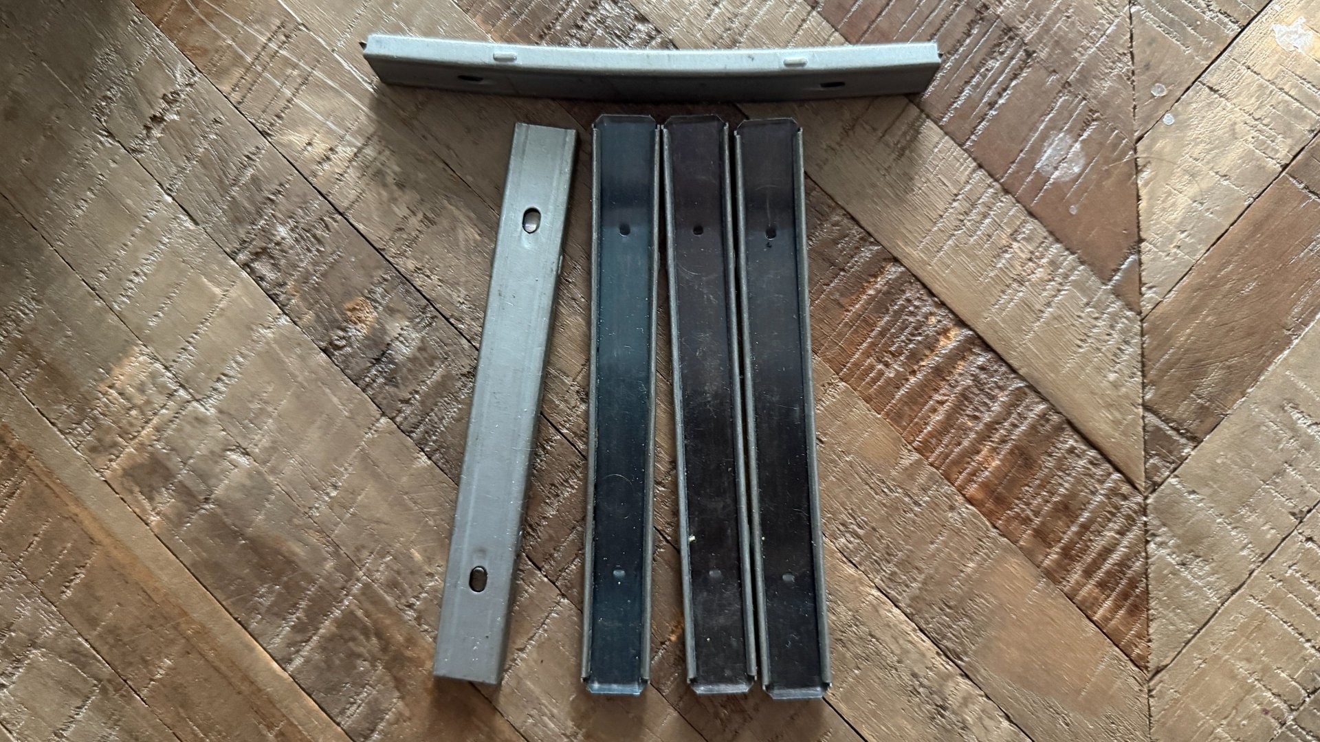 5x Ladestreifen - SKS, AK47 – Bild 1