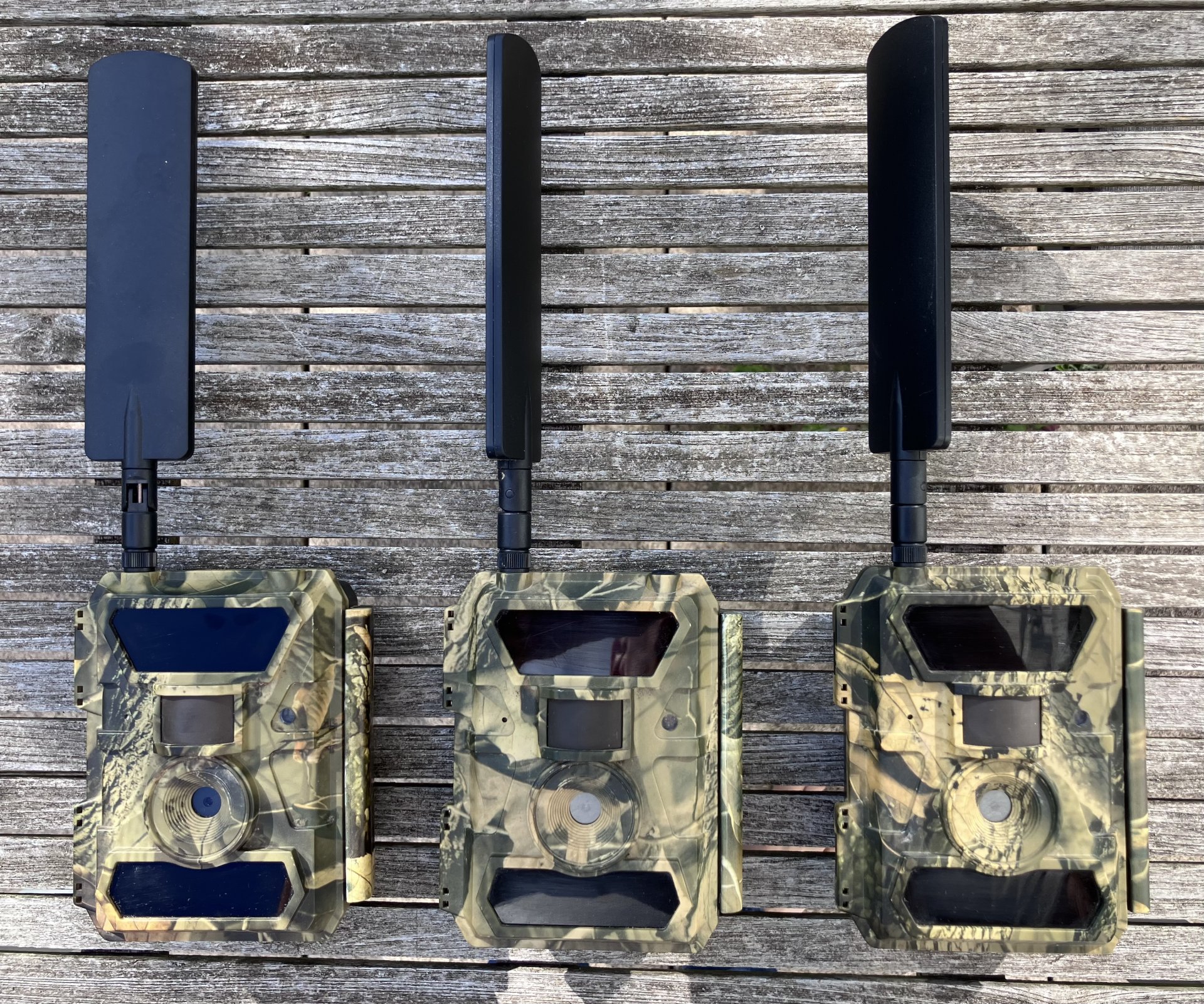 3x ICU Hunt M351R Wildkamera inkl. SD-Karten + stärkere ICU-Antennen – Bild 1