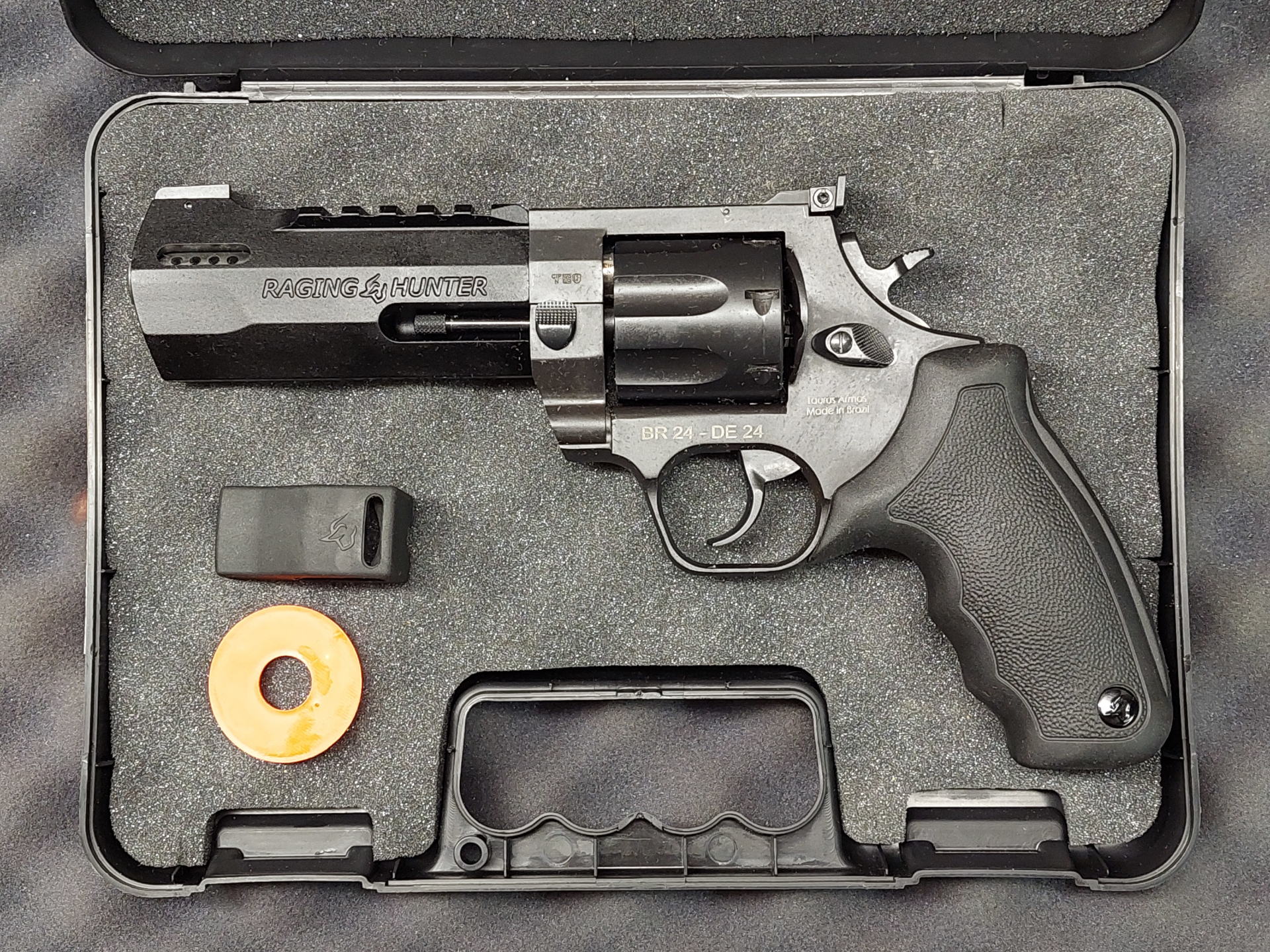 Revolver Taurus Raging Hunter .357 Mag. Black, Fangschuss, PicaRail – Bild 1