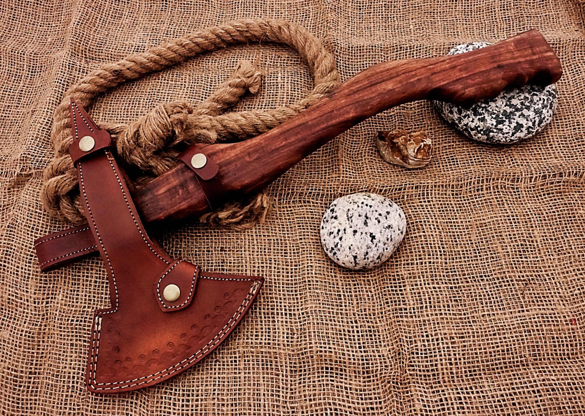 Wikinger Axt Damast Stahl mit Scheide handgeschmiedet Mittelalter Axt MAQ2602 – Bild 1