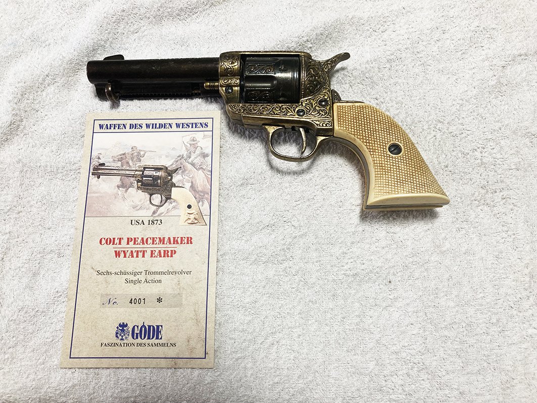 Colt Amerikanische Kavallerie Deko-Revolver – Bild 1