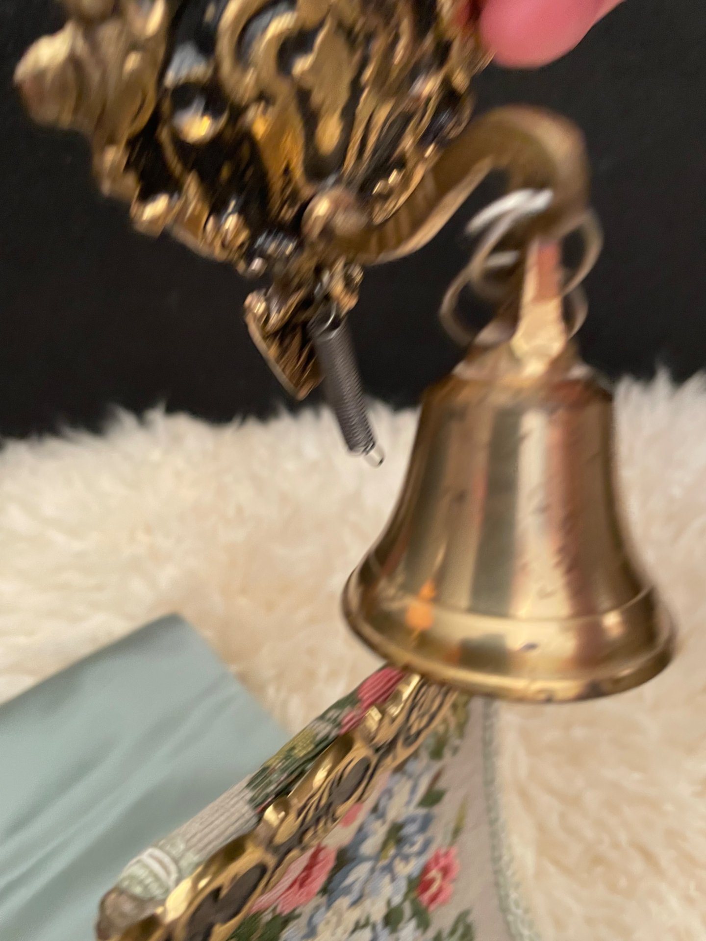 Butler Klingel mit Messing Geläut – Bild 3