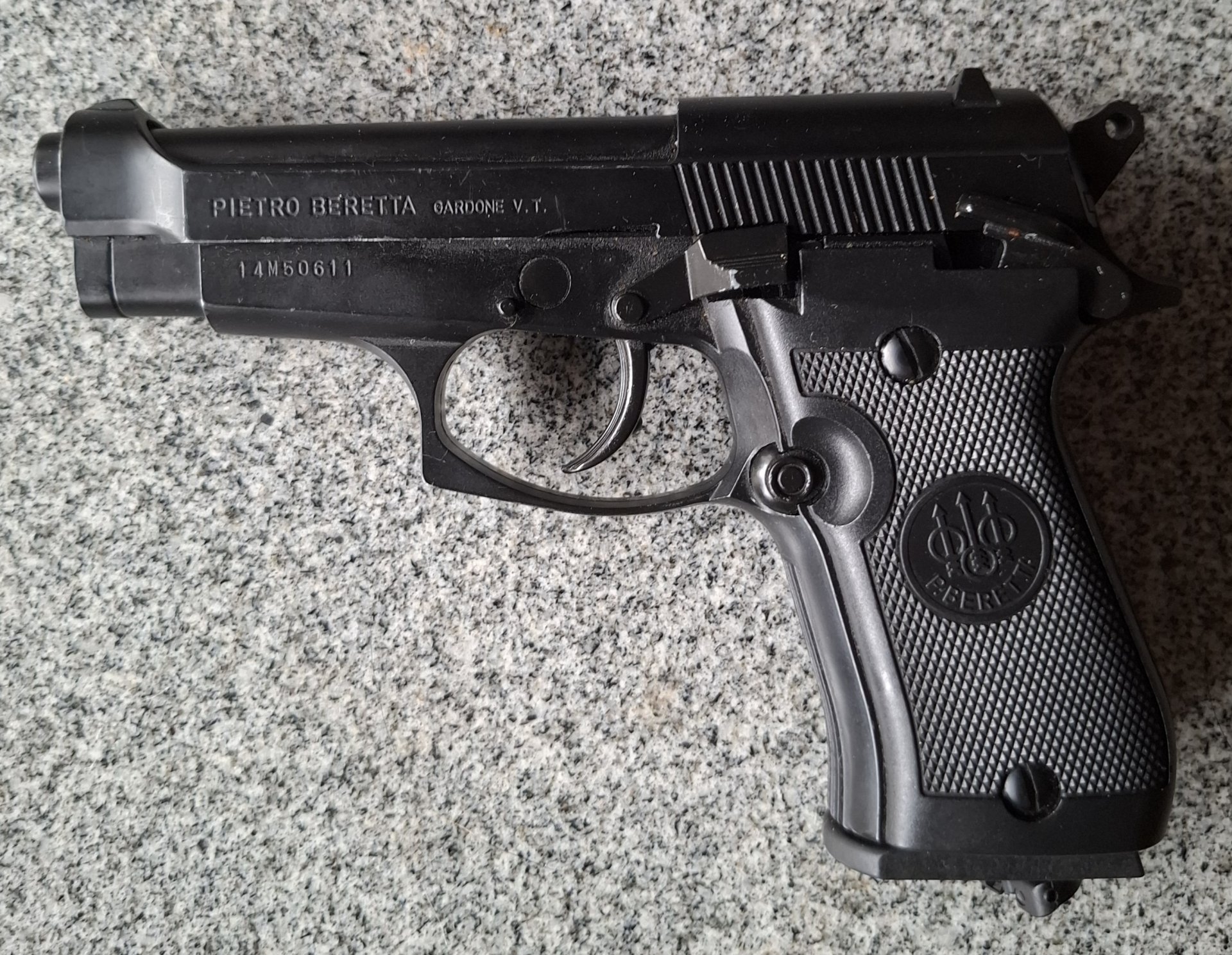 Umarex Beretta Mod. 84FS CO2-Pistole – Kal. 4,5mm (.177) BB – Dicht & guter Zustand! – Bild 2