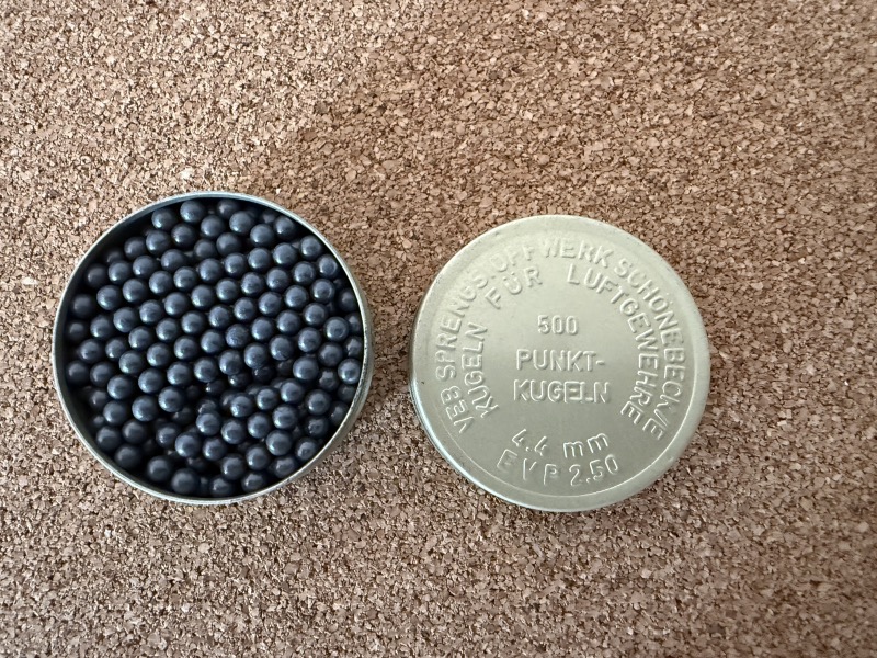 Neu ! Rarität ! 500 Punktkugeln DDR 4,4mm Schönebeck für Haenel etc. – Bild 1