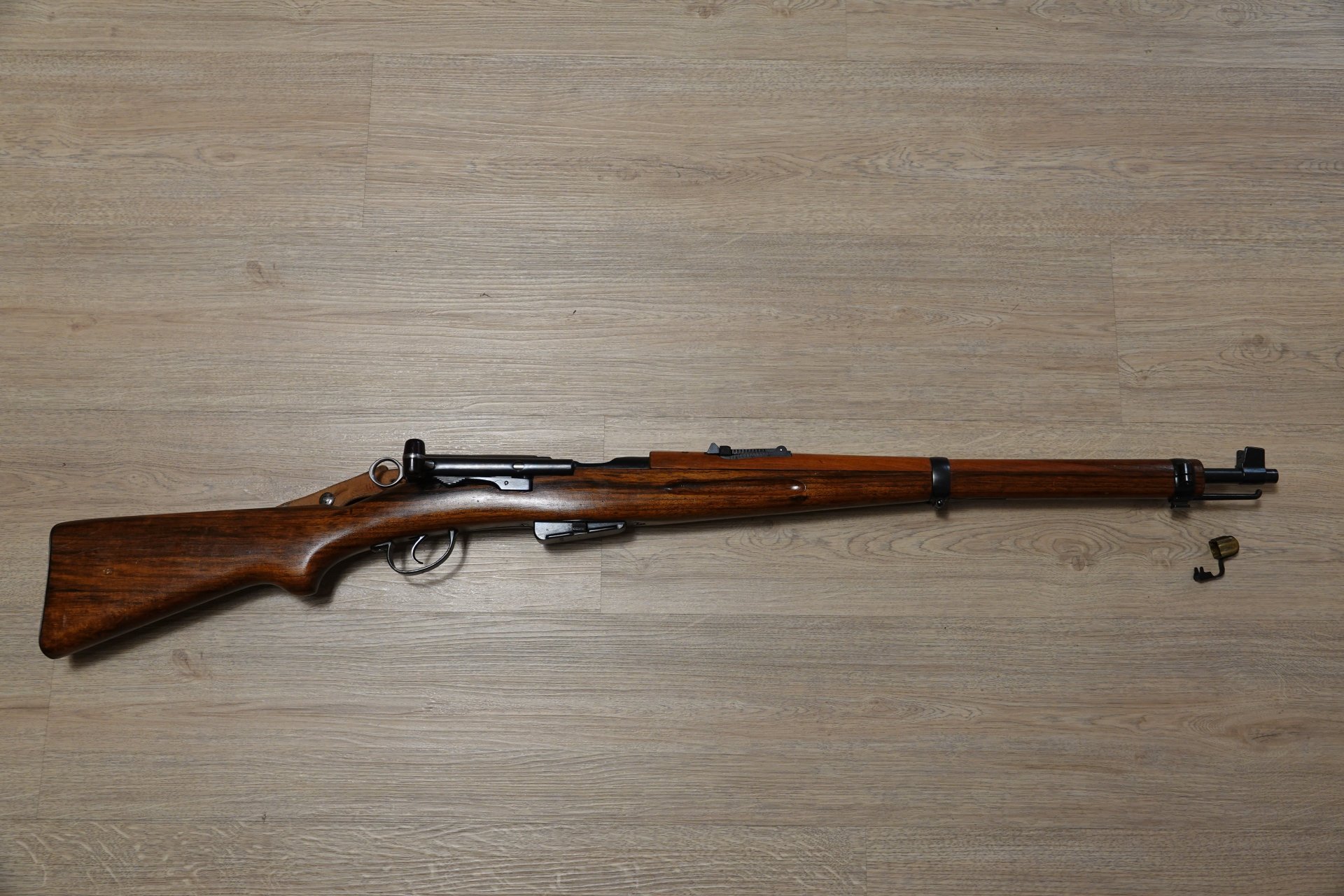 Schweizer Karabiner K11 im Kaliber 7,5x55 – Bild 1