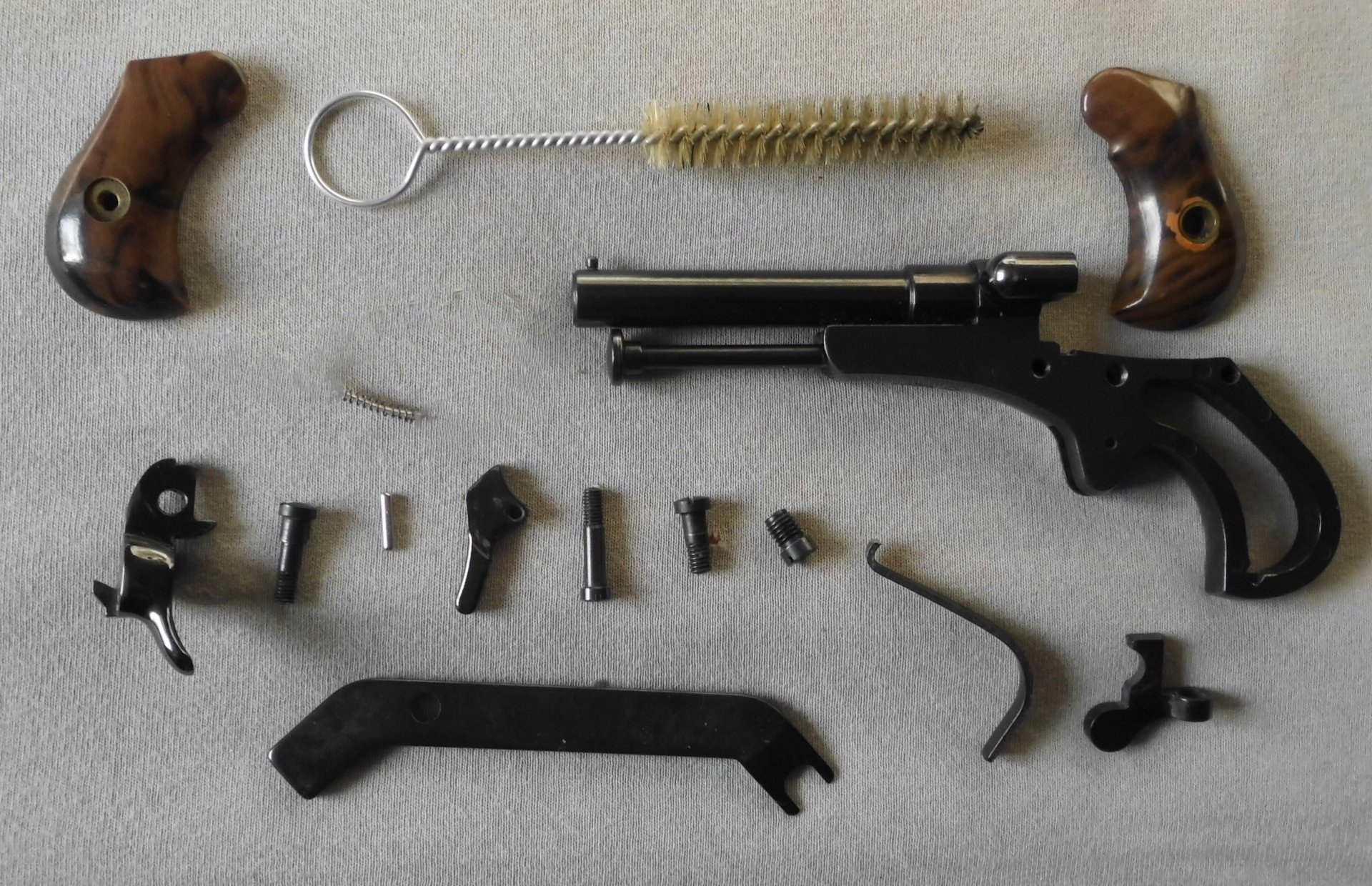 Derringer Guardian 4,5 mm, Defekt 2 Teile fehlen. – Bild 1