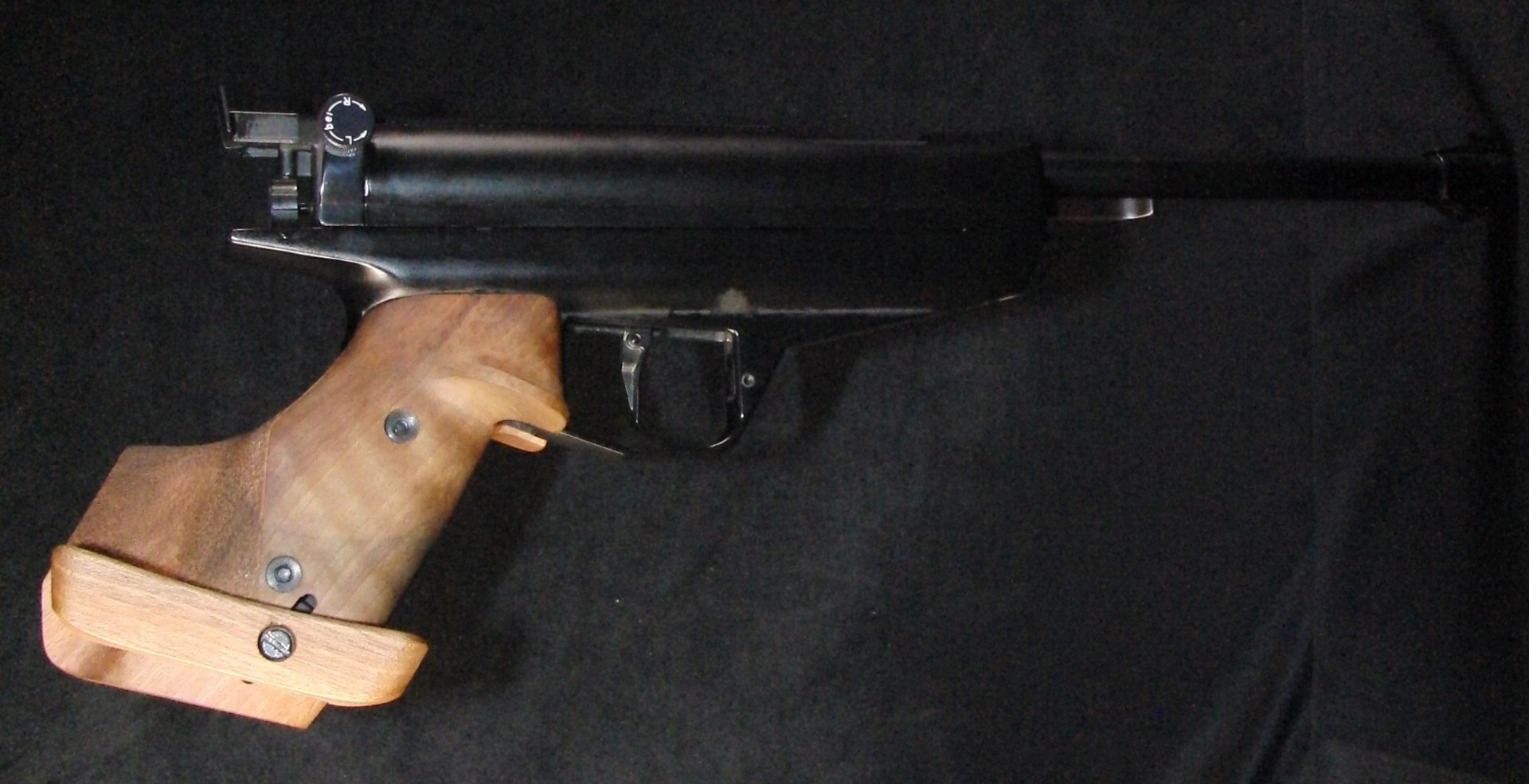 Luftpistole feinwerkbau Model 80 cal 4,5/.177 F im fünfeck – Bild 3