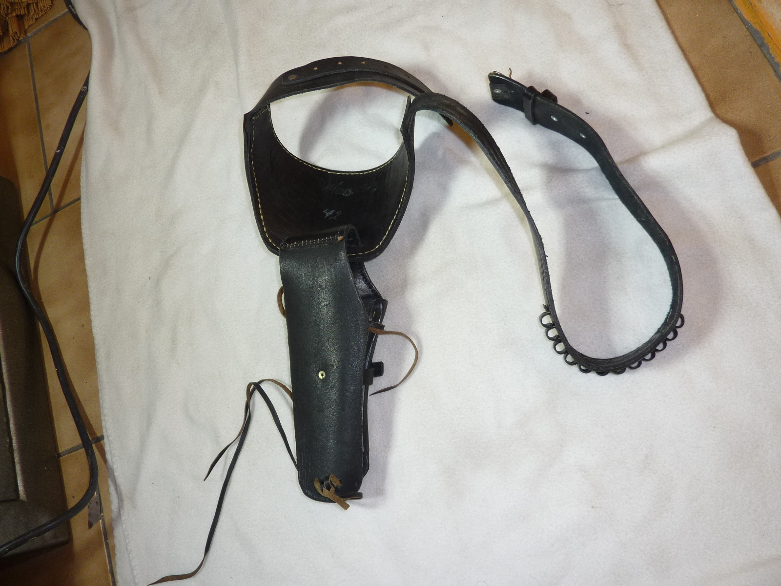 Western Holter aus schwarzem Leder – Bild 4