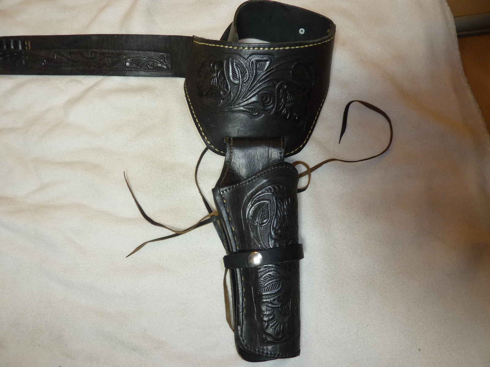 Western Holter aus schwarzem Leder – Bild 2