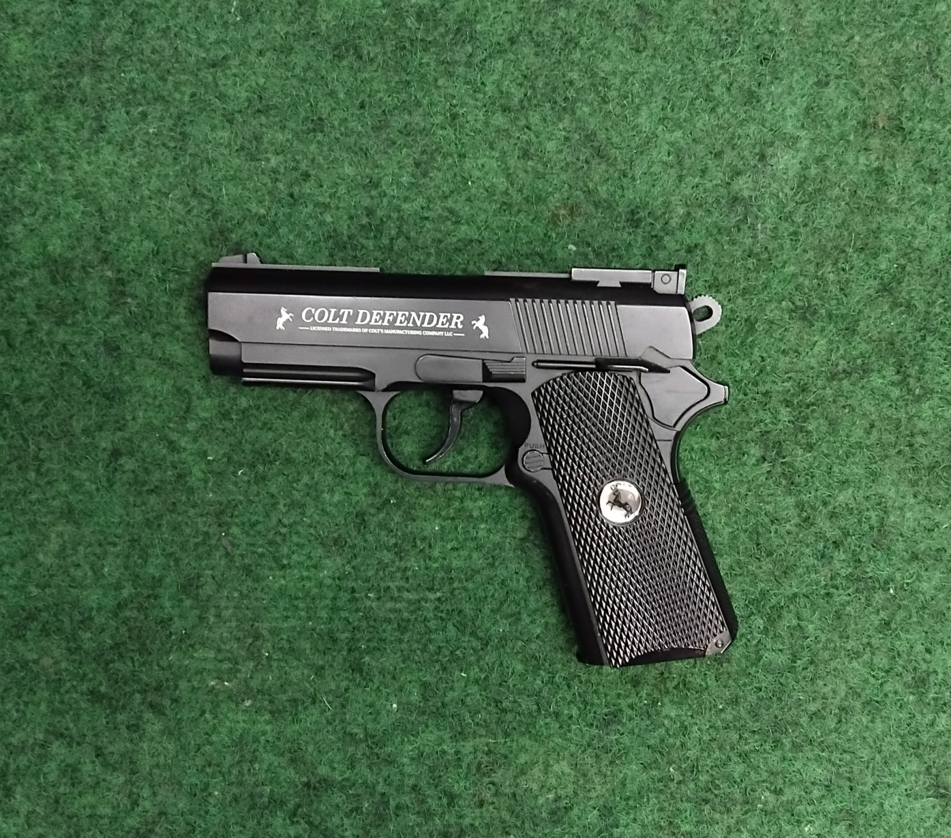 ### Colt Defender Co Pistole in Kal.4,5 mm Top ### – Bild 1