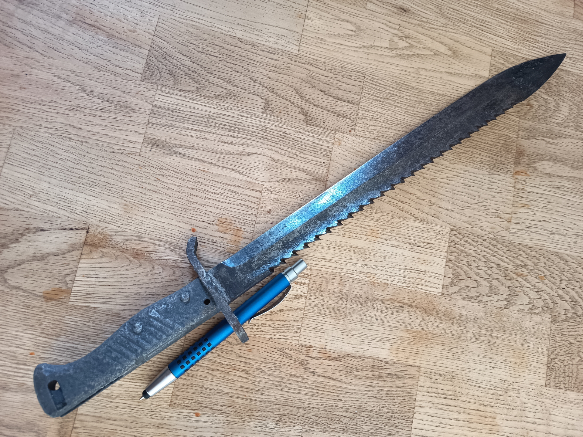 Ersatzseitengewehr mit Sägerücken EB42 – image 2