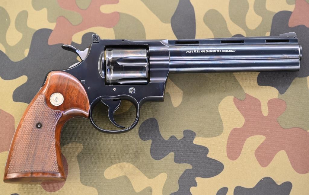 Legendärer Revolver Sammlerwaffe Sportrevolver Colt Python Kal. .357 Magnum 6 Zoll Bj. 1971, schön! – Bild 3