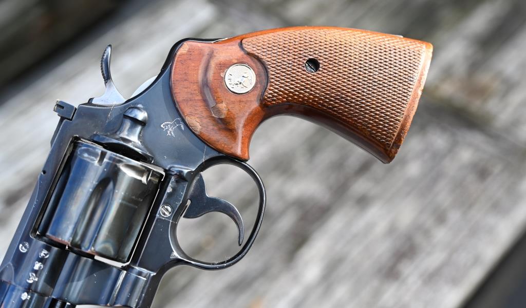 Legendärer Revolver Sammlerwaffe Sportrevolver Colt Python Kal. .357 Magnum 6 Zoll Bj. 1971, schön! – Bild 6