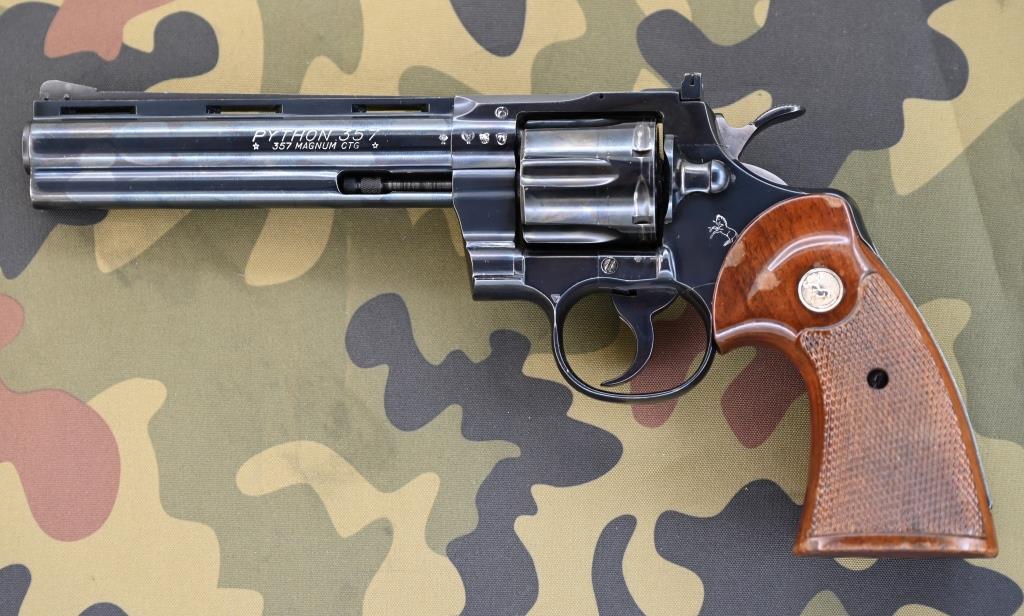 Legendärer Revolver Sammlerwaffe Sportrevolver Colt Python Kal. .357 Magnum 6 Zoll Bj. 1971, schön! – Bild 4