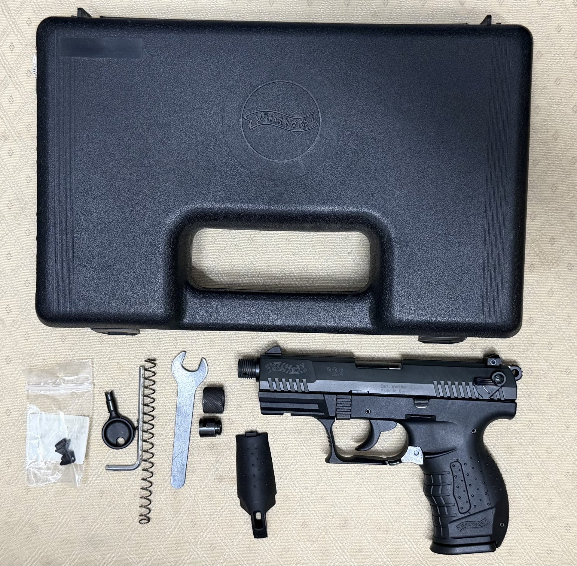 Walther P22 in .22lr inkl. Gewindeadapter und Originalkoffer – Bild 1