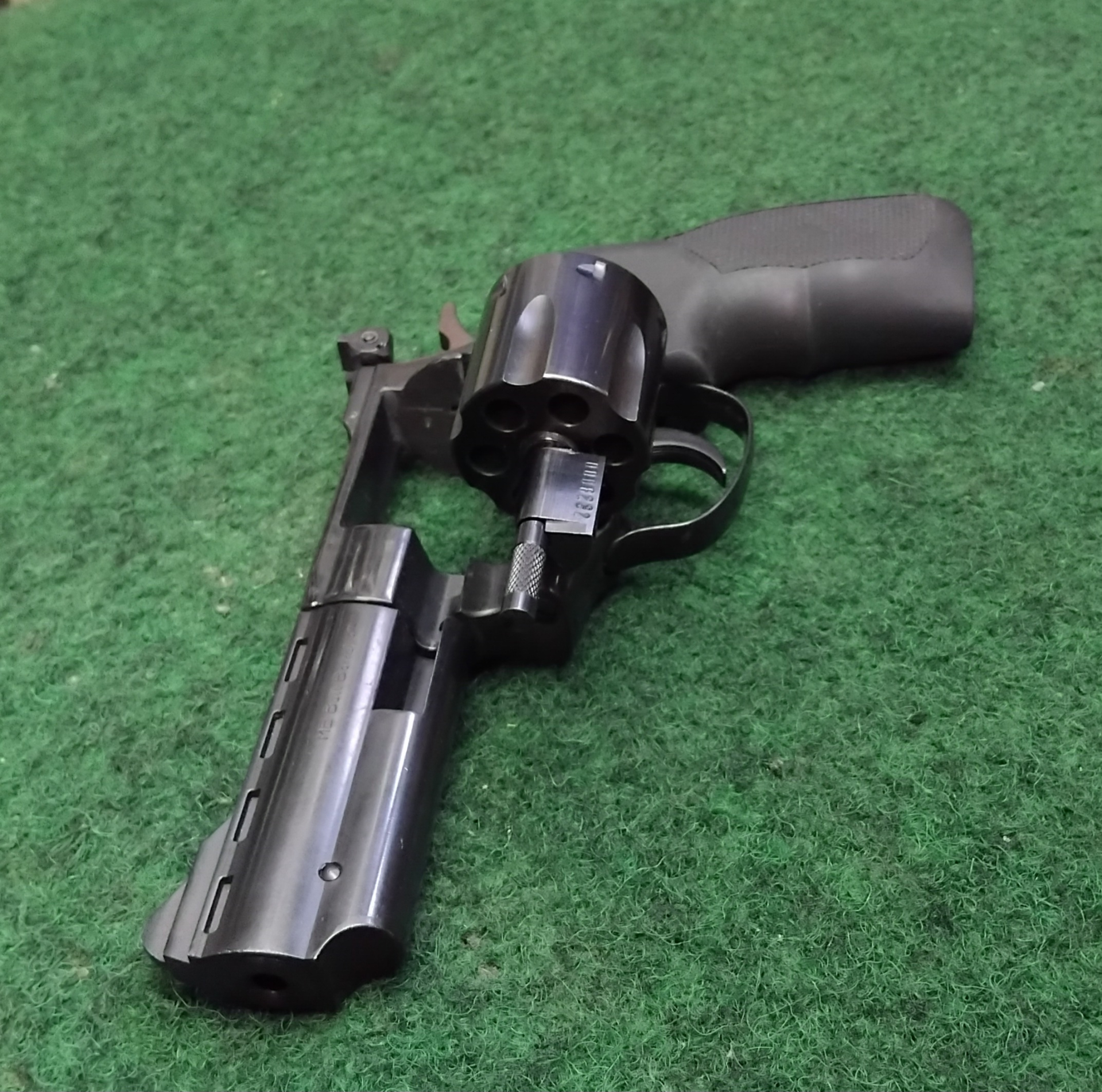 Orginal ME - Bull Barell LEP Revolver in Kal.22/5,5mm . 4 Zoll – Bild 3