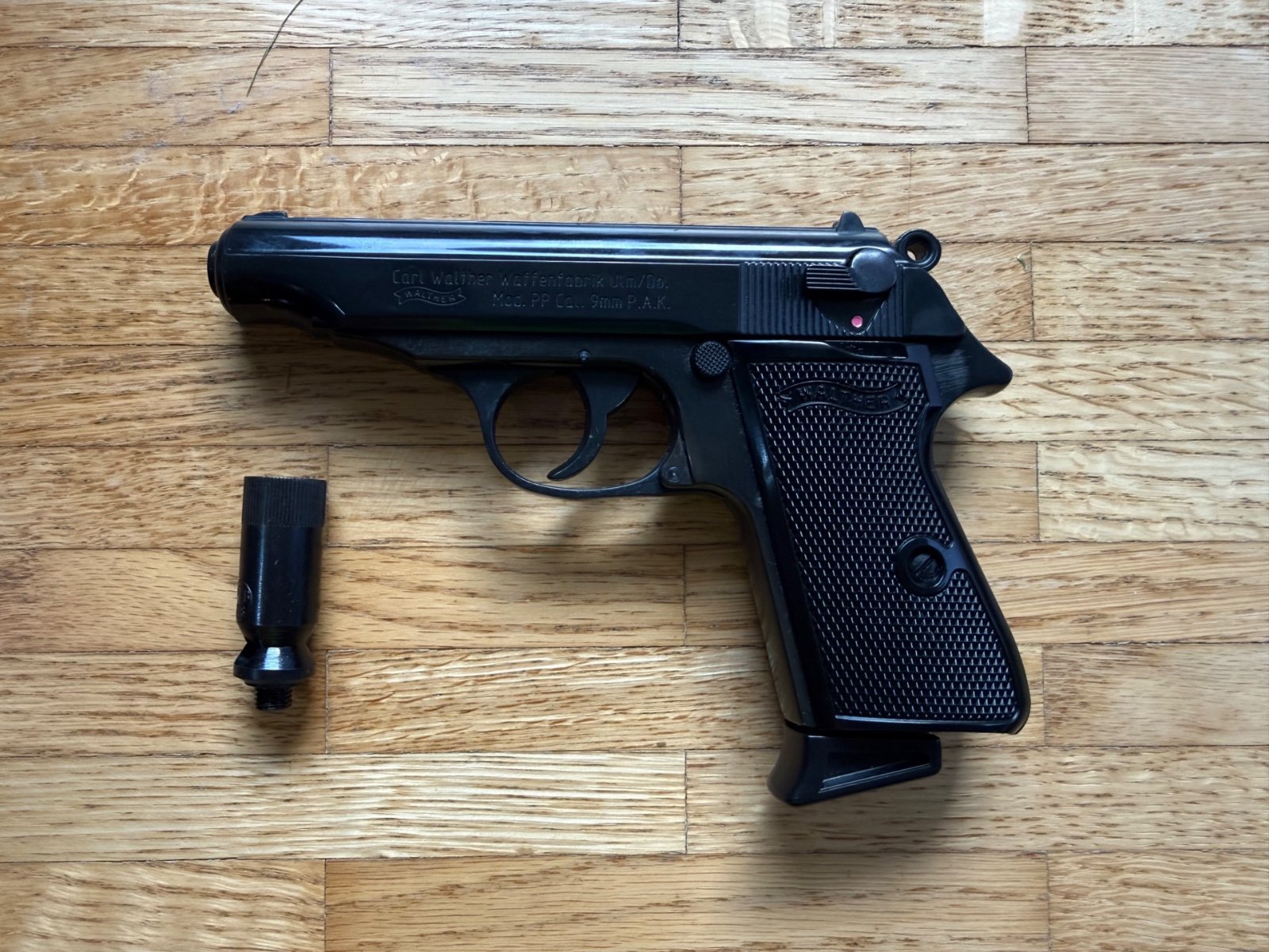 Walther PP Schreckschusspistole 9mm PTB 765 schwarz in sehr gutem Zustand – Bild 1