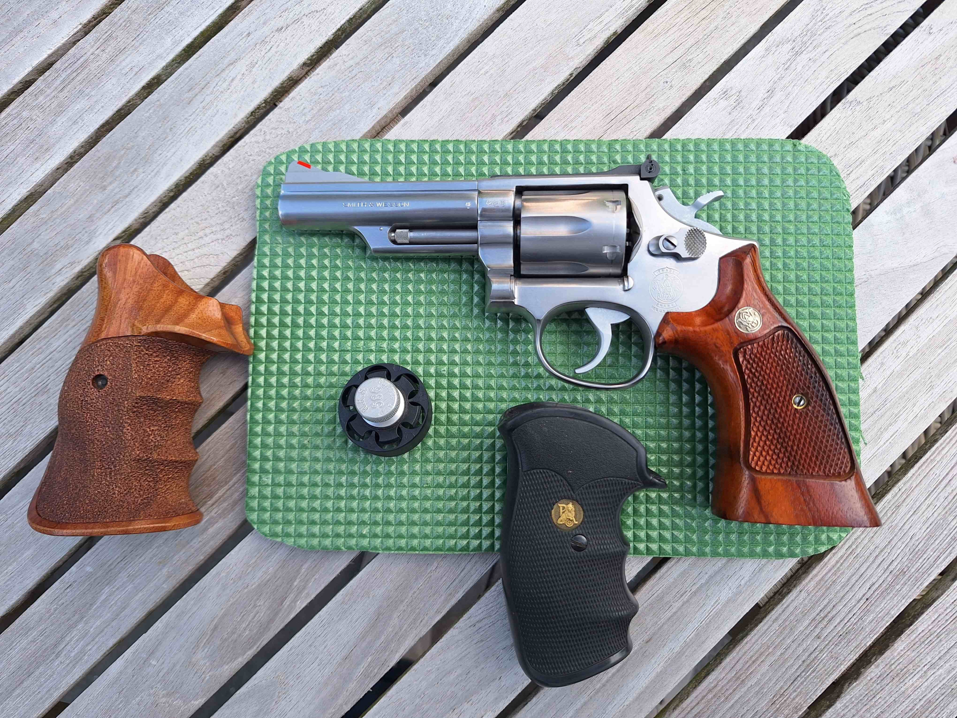 Revolver Smith & Wesson .357 Mag 4Zoll – Bild 1