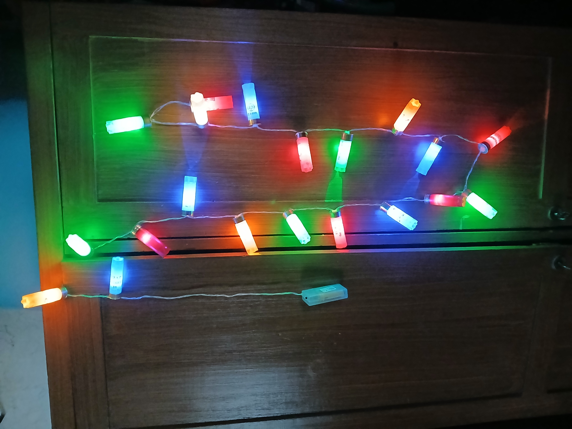 Lichterkette LED bunt aus Schrothülsen Unikat NEU inkl Batterien – Bild 2