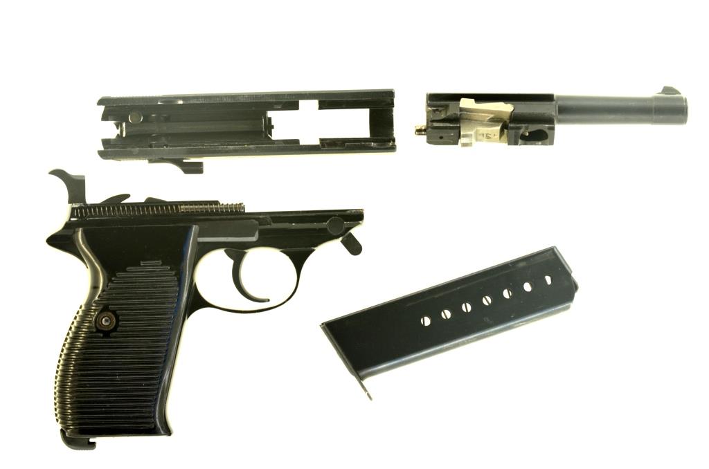 Pistole P 38 Dienstwaffe Militärpistole Carl Walther P38 Kal. 9 mm Luger Bj. 1969, sehr schön! – Bild 3
