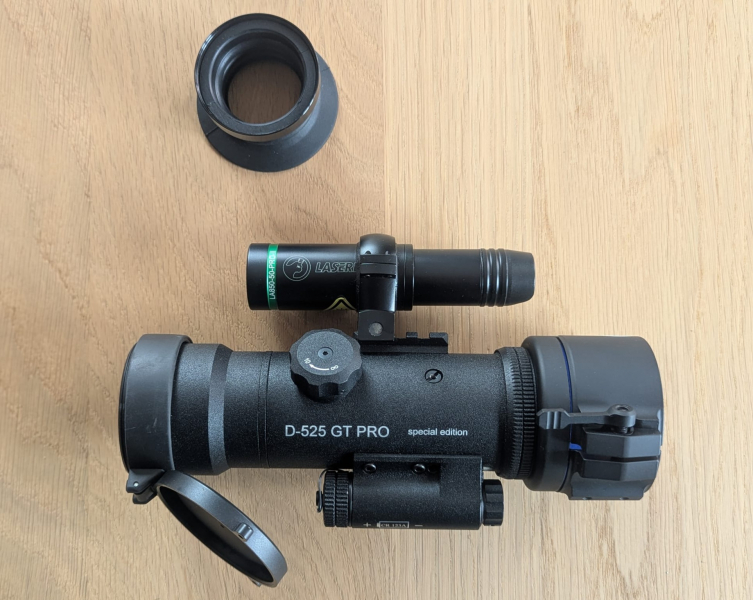 Komplettset! Nachtsichtvorsatzgerät D-525 GT „schwarz/weiß“, Laserluchs, Rusan-Adapter – Bild 1